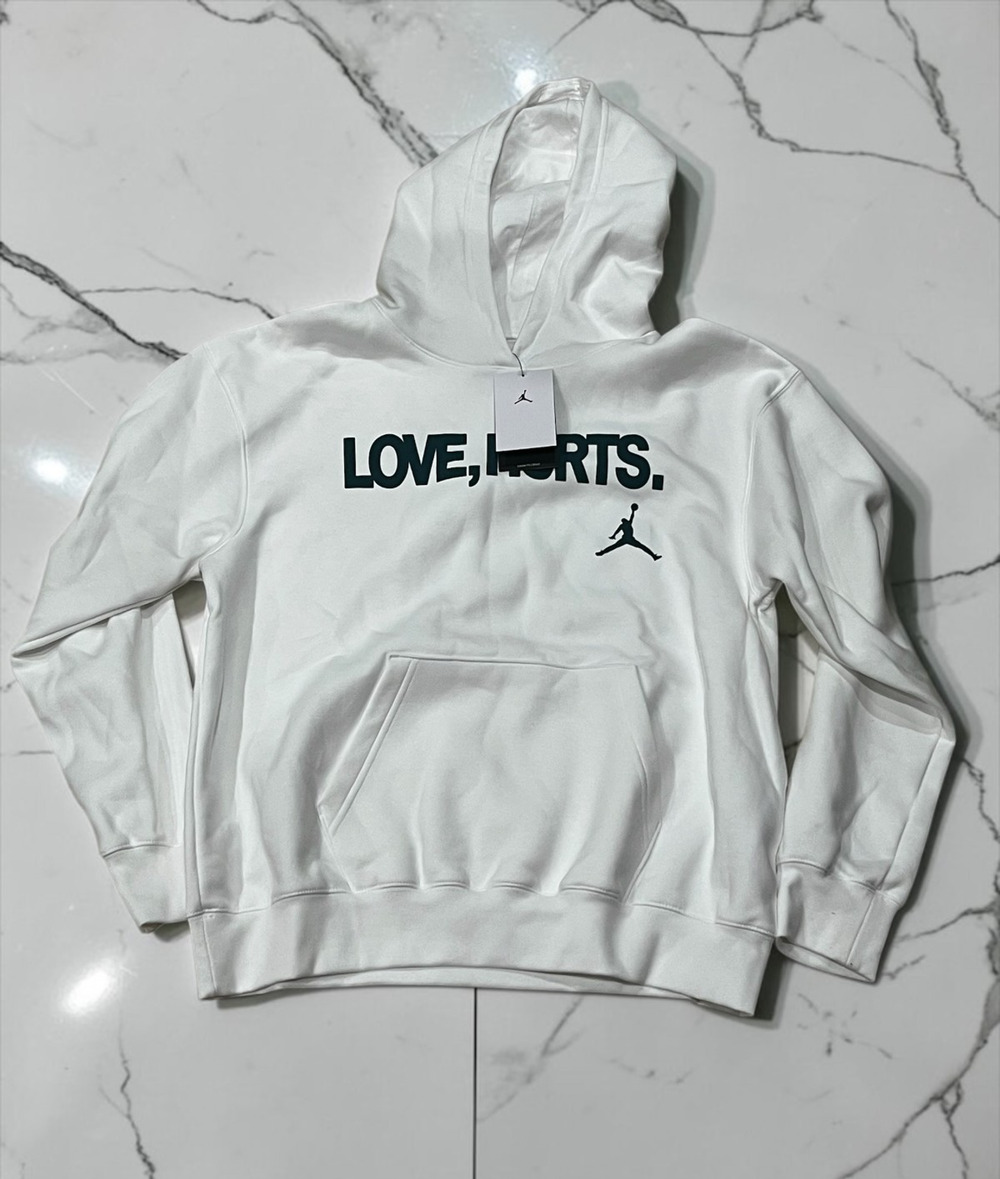 Jordan Women’s Love Hurts Pullover Hoodie White Black Jumpman Size Small NWT
